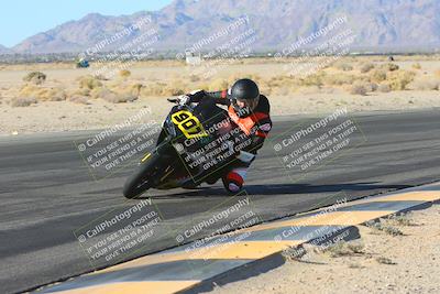 media/Jan-10-2025-CVMA Friday Practice (Fri) [[489e0da257]]/Group 4 and Trackday/Session 2 (Turn 4 Inside)/